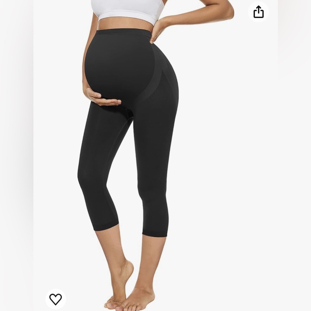Maternity Leggings Navy Crop NWT Butt Lifting Large Over the Belly Pregnancy